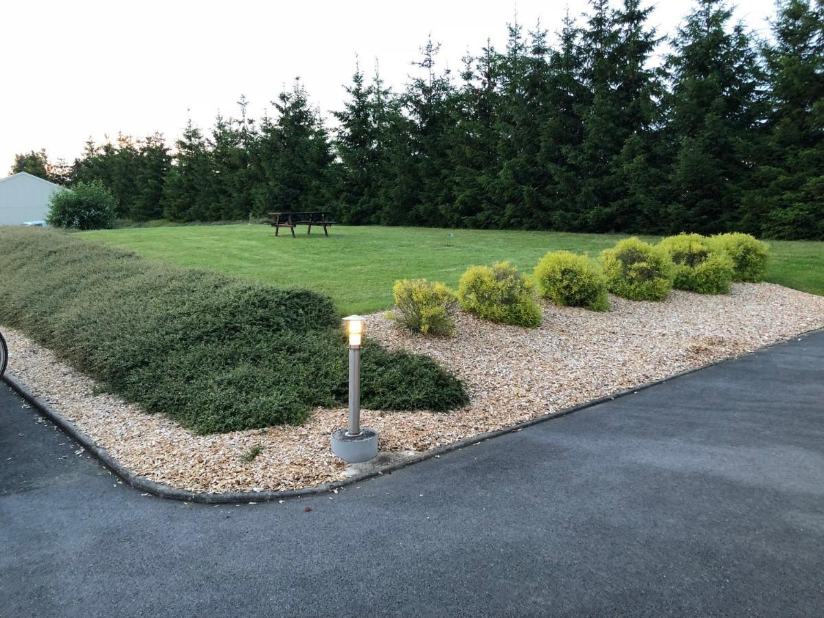 Villa Motel Stenay Zewnętrze zdjęcie